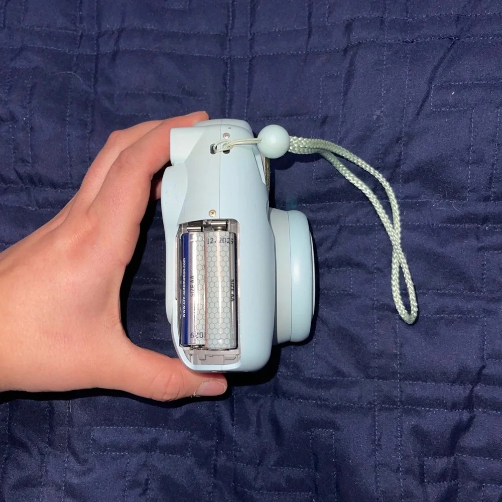 Fujiflim instax mini 12 camera